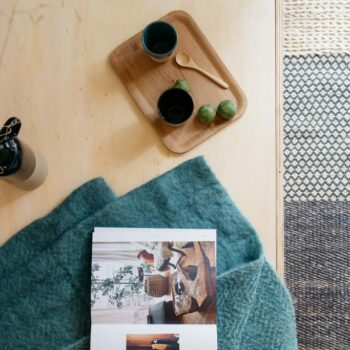 Tapis moderne en jute à motifs