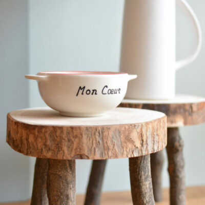 Tabouret en bois brut