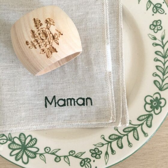 Serviette brodée simple Papa, Maman – Image 3