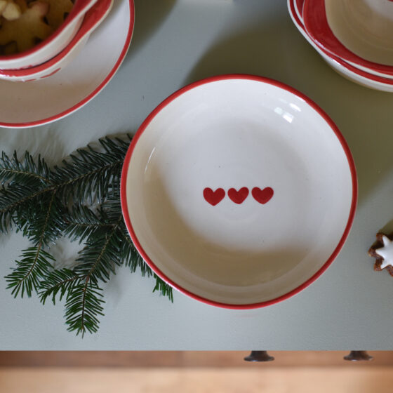 assiette creuse trois coeurs
